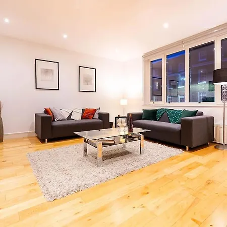 Bright & Modern One Bedroom Flat In Farringdon